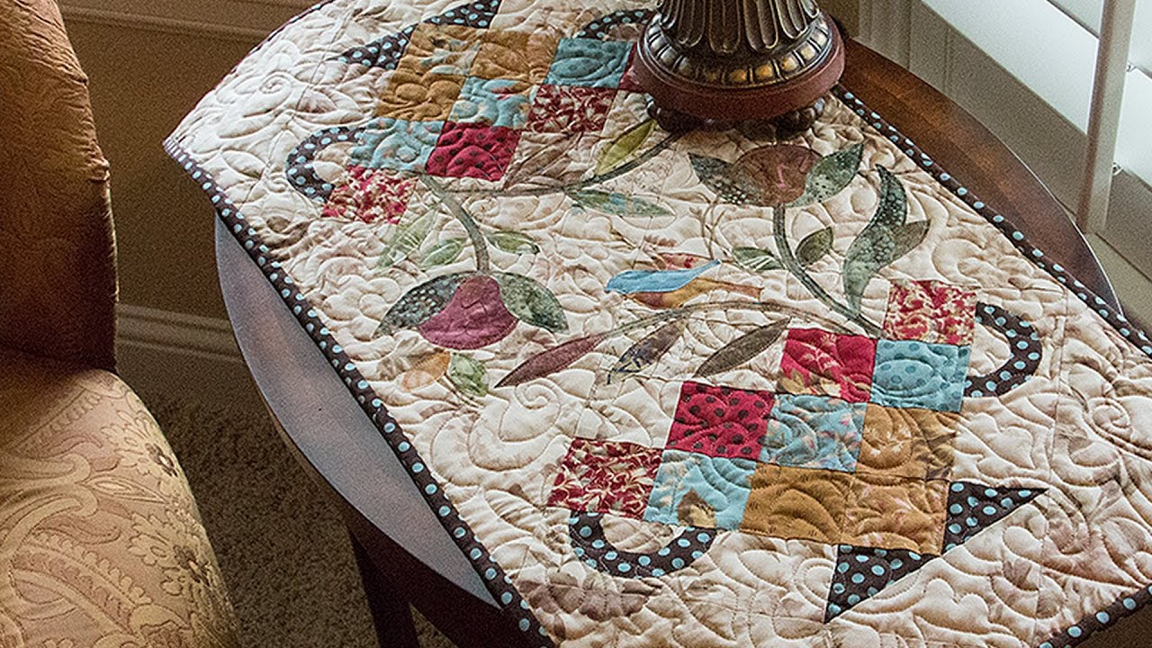 Candy Dish Table Runner Quilt Pattern By Edyta Sitar Of Laundry Basket ...