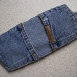 FREE DENIM POT HOLDER Denim Denim Ideas Denim Scraps