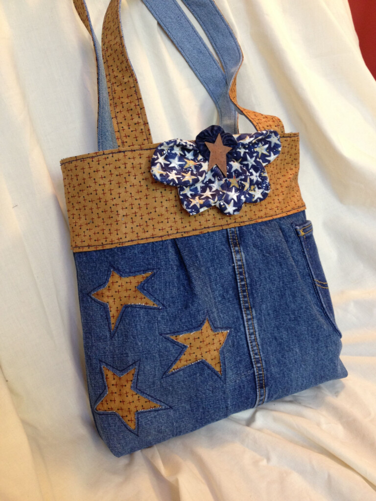 One Of A Kind Upcycled Jean Purse Blue Jean Purses Denim Bag Denim 